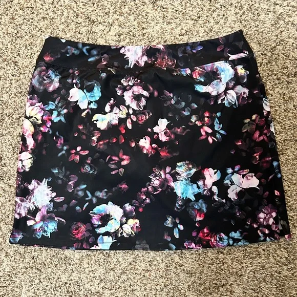 Rad Ryandrew Floral Spandex Skirt with Hidden Shorts - Picture 3 of 5